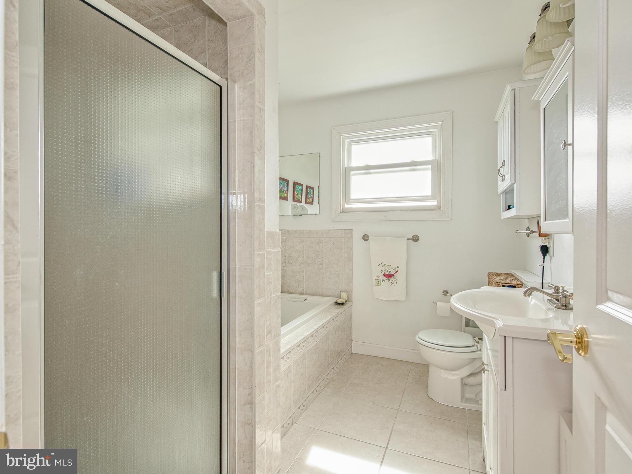 7702 McKaig Road Frederick, MD 21701 - Photo 15 of 30 Bath (Master)