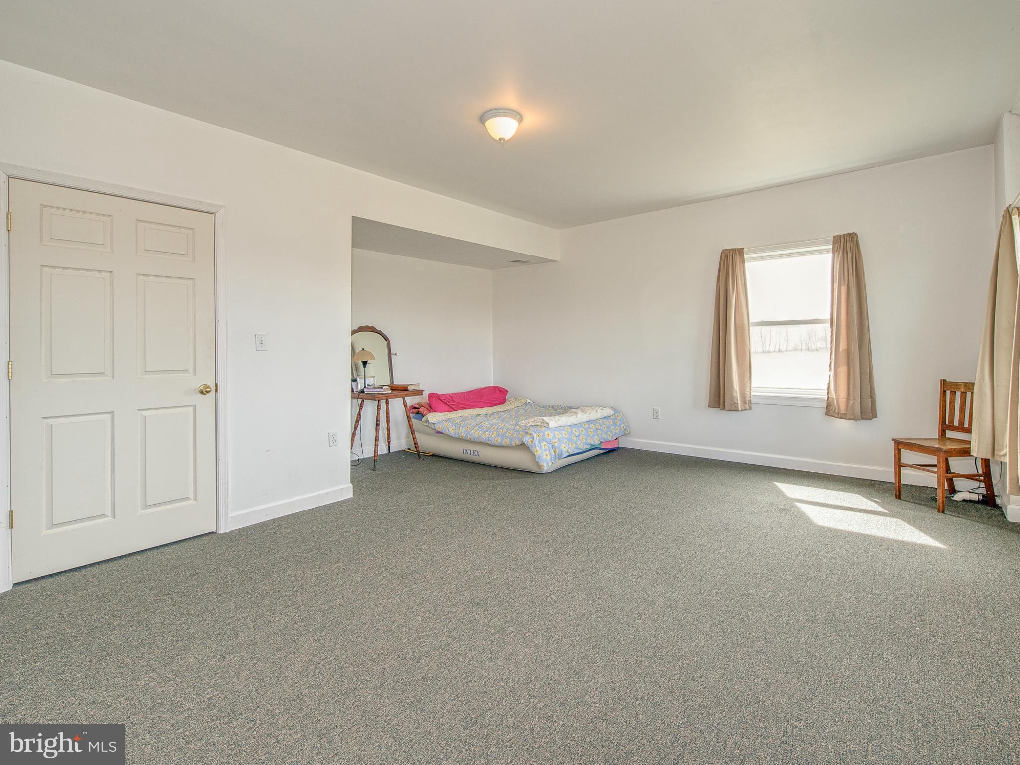 7702 McKaig Road Frederick, MD 21701 - Photo 16 of 30 Interior (General)