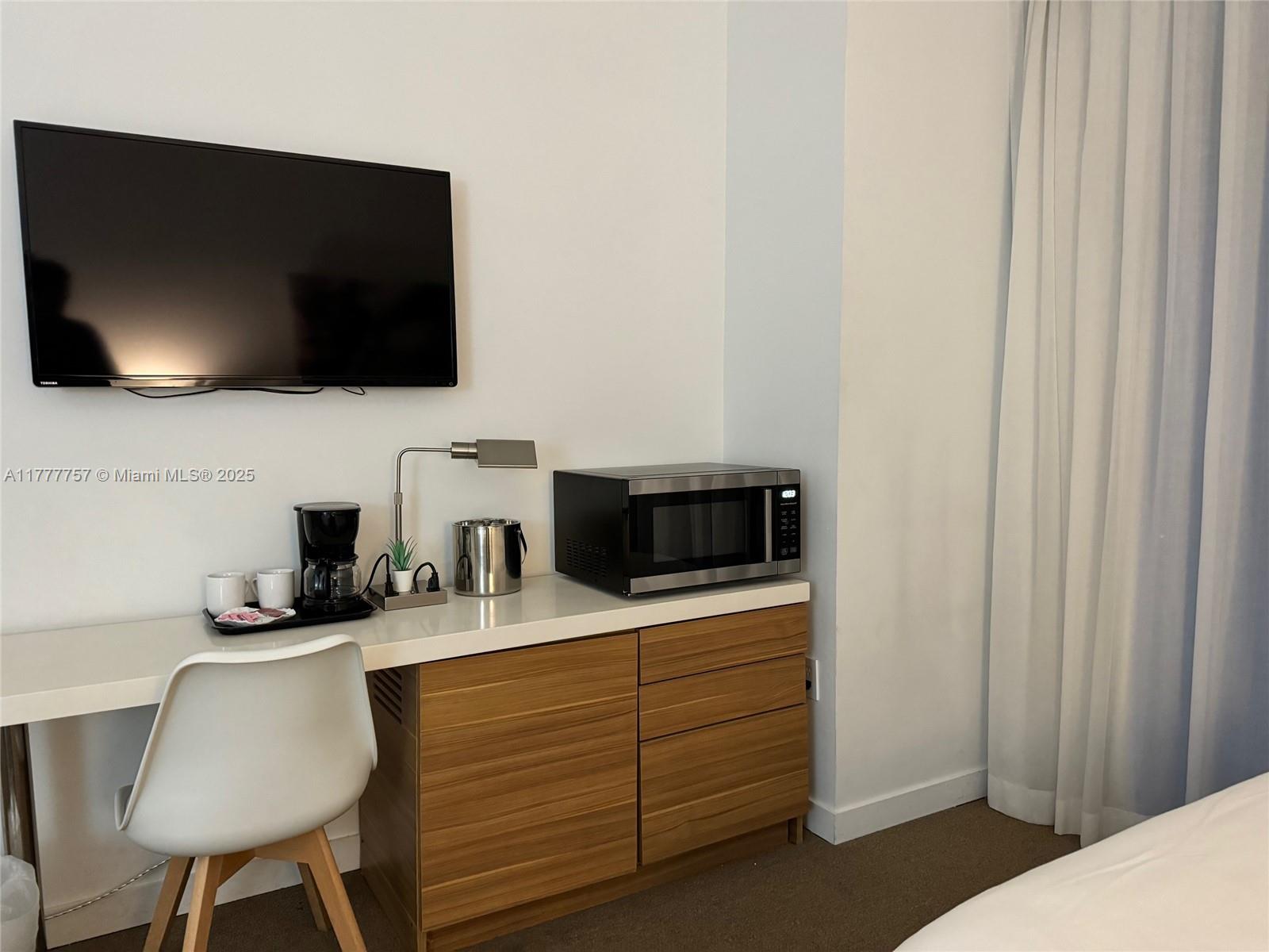 2602 East Hallandale Beach Boulevard, Unit R507 Hallandale Beach, FL 33009 - Photo 17 of 30