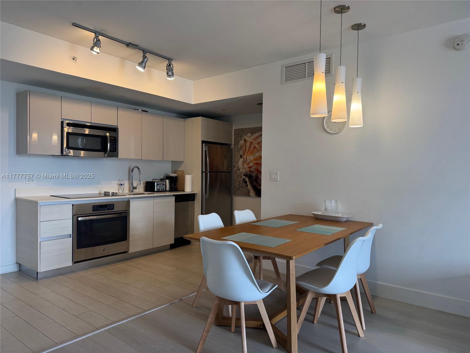 2602 East Hallandale Beach Boulevard, Unit R507 Hallandale Beach, FL 33009 - Photo 6 of 30