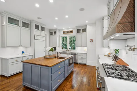 $3,675,000 | 346 Bayview Drive, Mount Pleasant, SC 29464