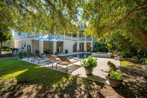 $3,675,000 | 346 Bayview Drive, Mount Pleasant, SC 29464