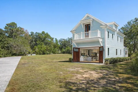 $3,675,000 | 346 Bayview Drive, Mount Pleasant, SC 29464
