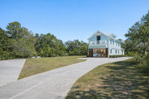 $3,675,000 | 346 Bayview Drive, Mount Pleasant, SC 29464