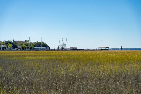 $3,675,000 | 346 Bayview Drive, Mount Pleasant, SC 29464