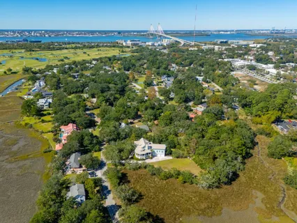 $3,675,000 | 346 Bayview Drive, Mount Pleasant, SC 29464