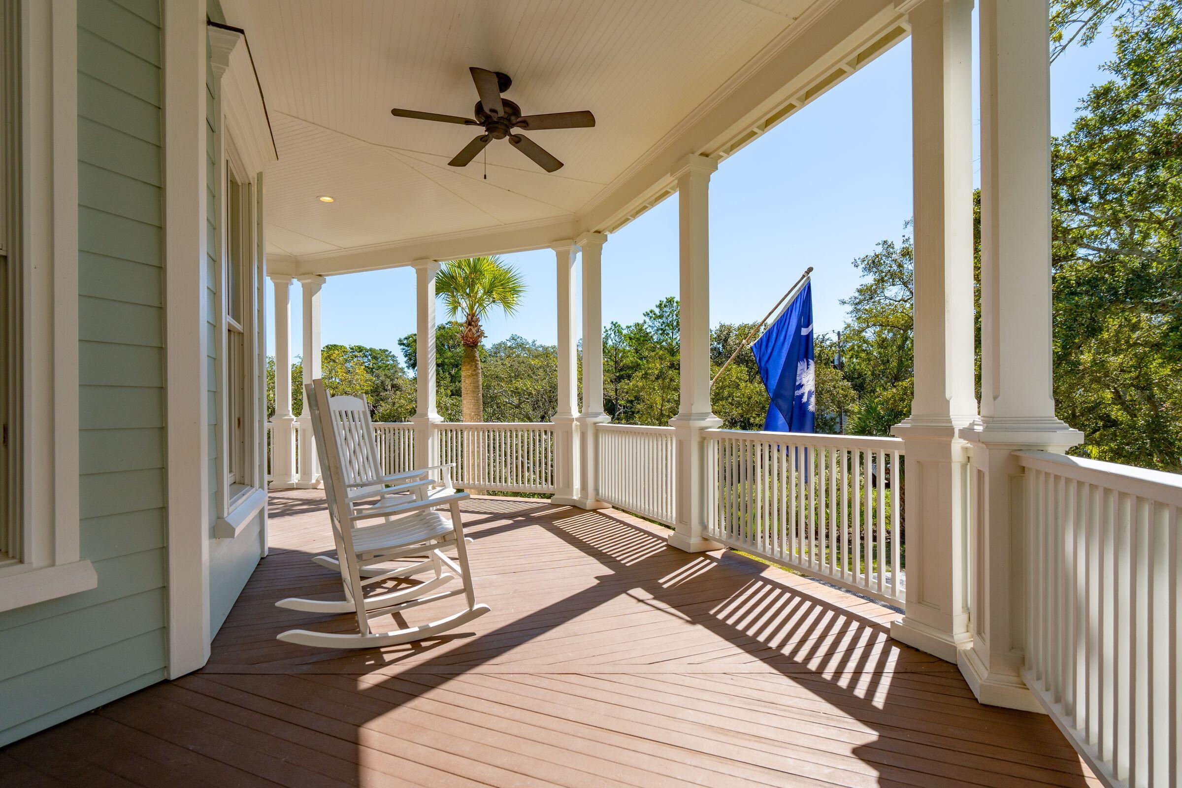 346 Bayview Drive Mount Pleasant, SC 29464 - Photo 10 of 78 Welcoming Front Porch