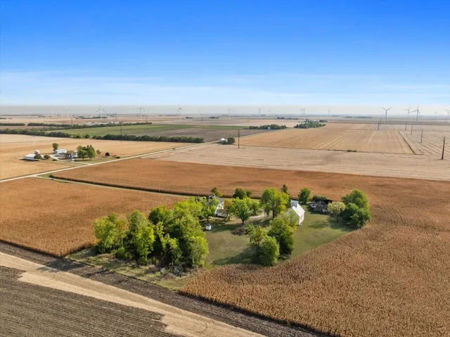 a view of an ocean beach