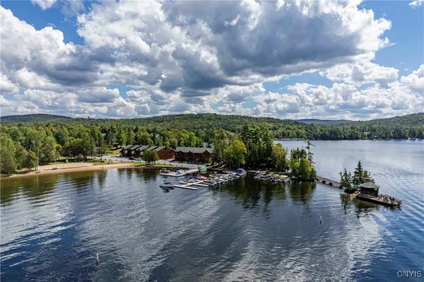 $1,499,900 | 63 Rocky Point Circle, Inlet, NY 13360