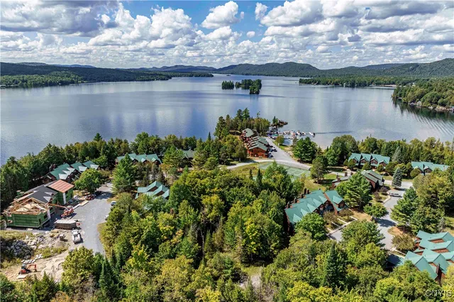 $1,499,900 | 63 Rocky Point Circle, Inlet, NY 13360