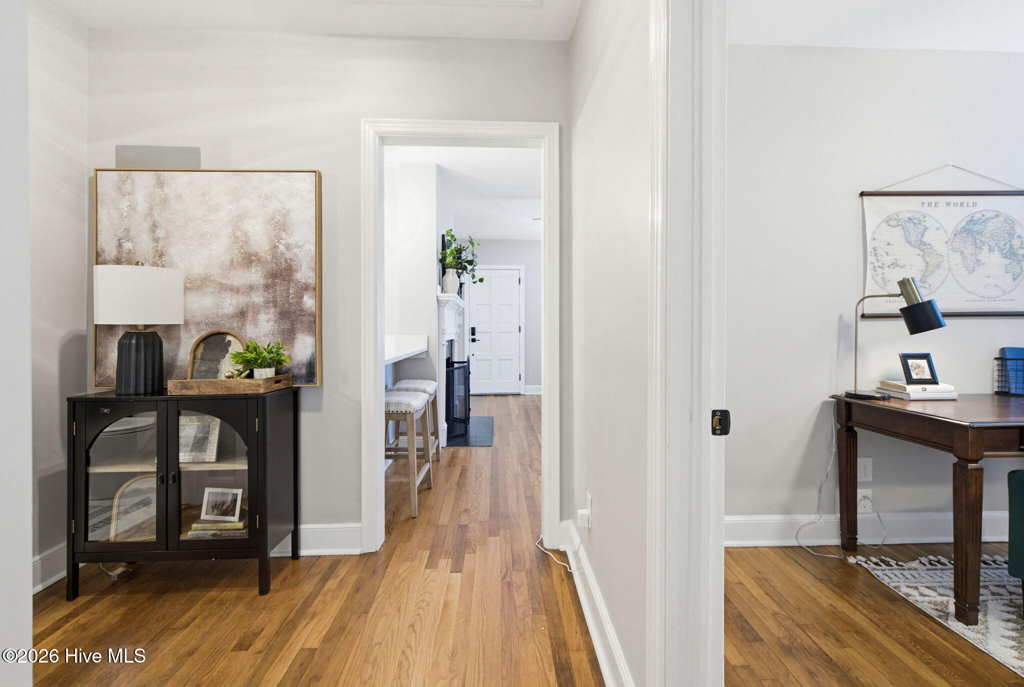 803 North Chestnut Street Aberdeen, NC 28315 - Photo 13 of 31 Hallway