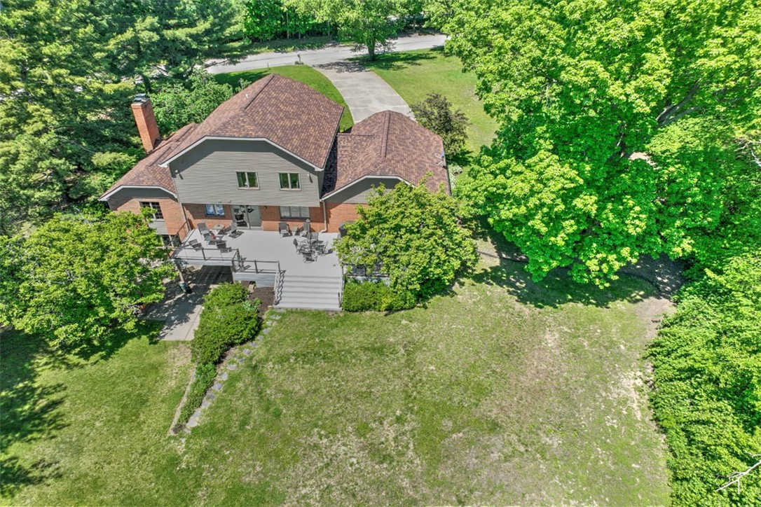 3028 Blackstone Drive Decatur, IL 62522 - Photo 4 of 46 Gallery Image 4