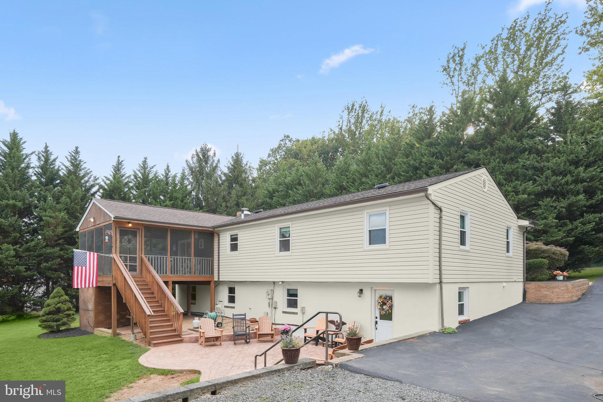 7079 Riley Road Warrenton, VA 20187 - Photo 62 of 97 Rear/Side of Home