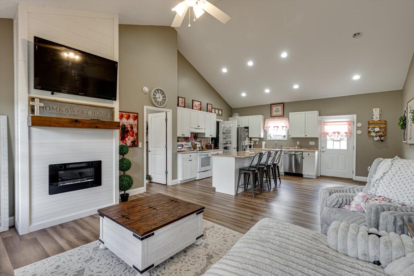 165 Rena Drive Whitwell, TN 37397 - Photo 7 of 35 07-165 Rena Dr-7