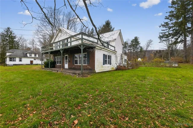 $89,900 | 7 Pruyn Street, Bainbridge, NY 13733