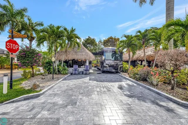 $550,000 | 58 South Carol Parkway, Unit 58, Margate, FL 33068