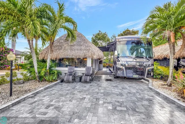 $550,000 | 58 South Carol Parkway, Unit 58, Margate, FL 33068