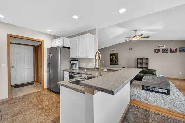 $449,900 | 799 Edenberry Lane, Oregon, WI 53575
