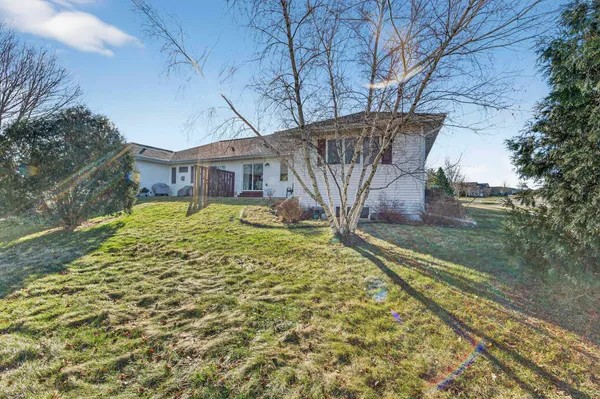 $449,900 | 799 Edenberry Lane, Oregon, WI 53575