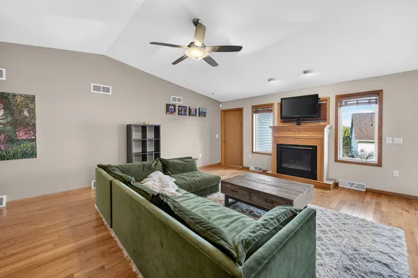 $449,900 | 799 Edenberry Lane, Oregon, WI 53575