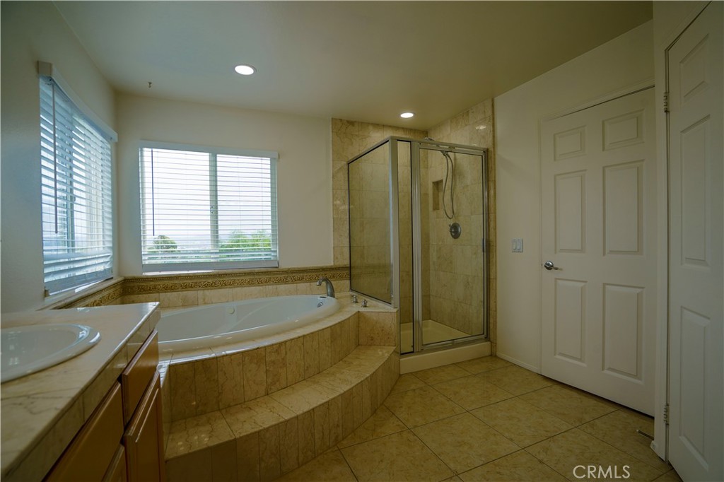 20640 Pesaro Way Porter Ranch, CA 91326 - Photo 20 of 49