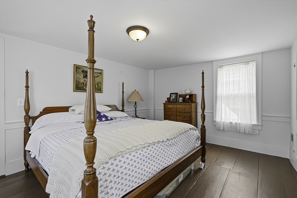 236 Mendon Street Upton, MA 01568 - Photo 28 of 41