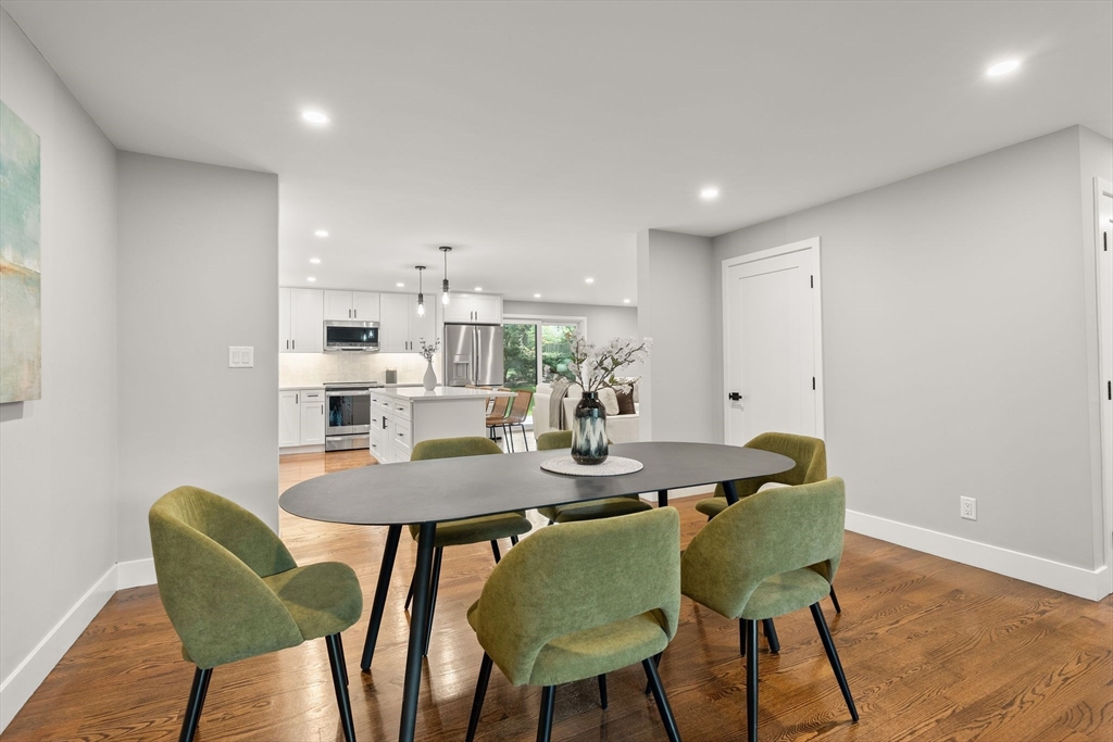 323 Ridge Street Arlington, MA 02474 - Photo 10 of 38