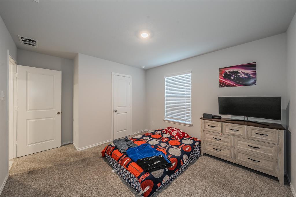 508 Bronze Circle West Springtown, TX 76082 - Photo 22 of 37