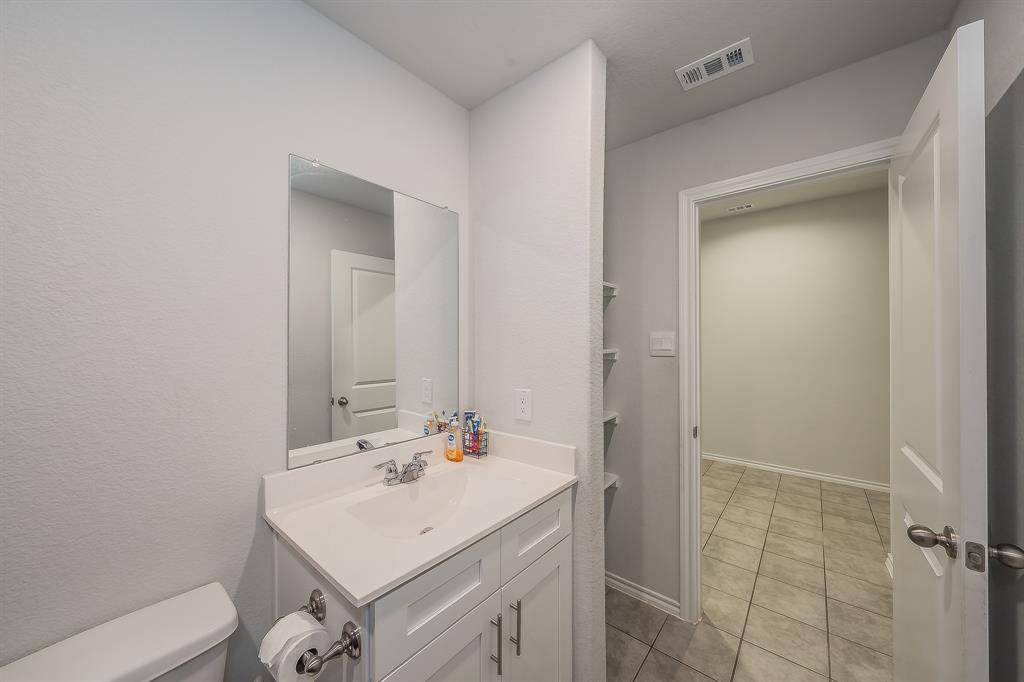 508 Bronze Circle West Springtown, TX 76082 - Photo 25 of 37