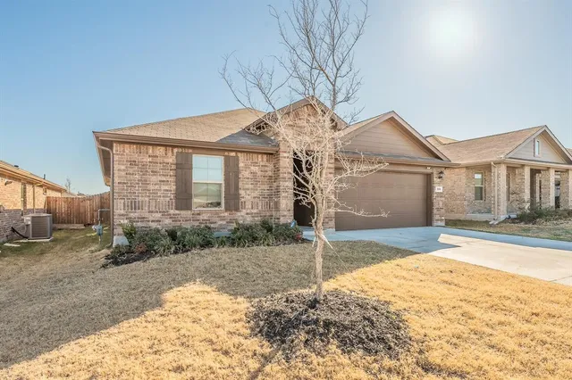 $307,000 | 508 Bronze Circle West, Springtown, TX 76082