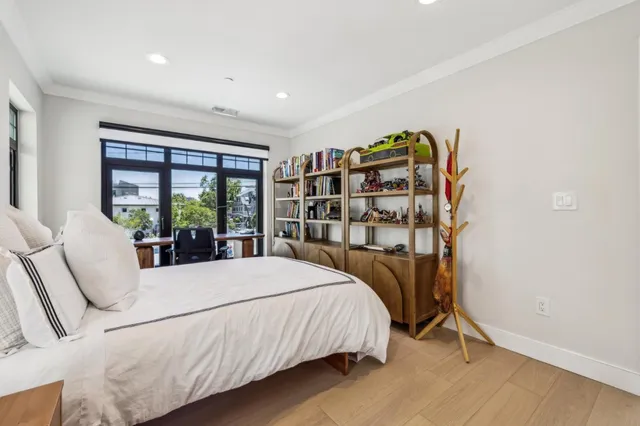 $5,688,000 | 546 Oxford Avenue, Palo Alto, CA 94306