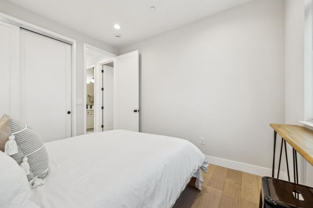 $5,688,000 | 546 Oxford Avenue, Palo Alto, CA 94306