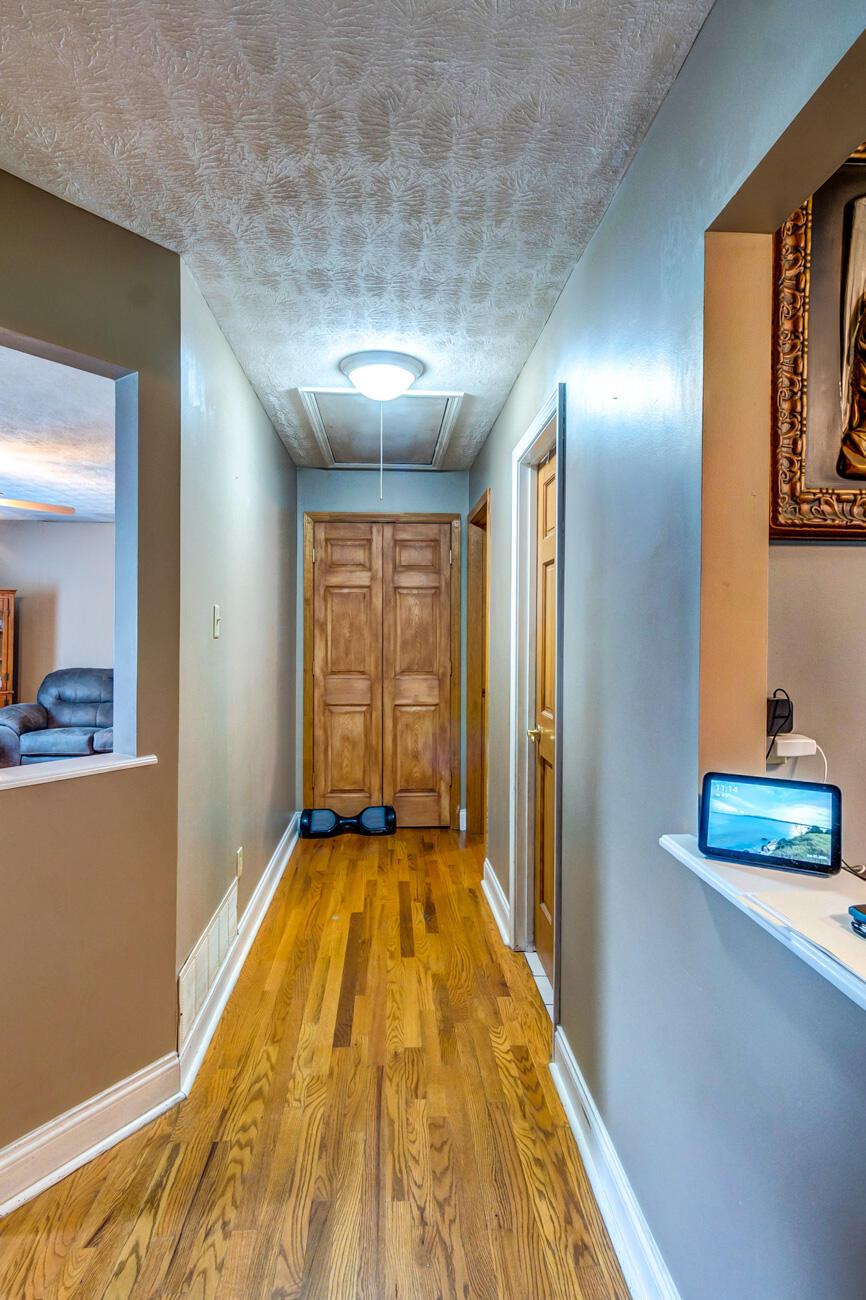 810 White Oak Road Irvine, KY 40336 - Photo 13 of 38 164