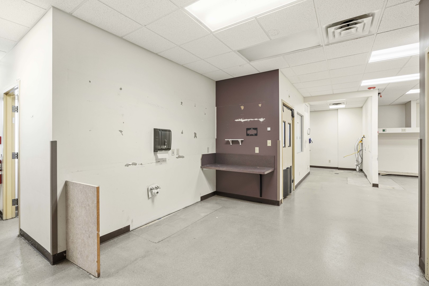 2427 Ridge Road Highland, IN 46322 - Photo 14 of 32 a spacious bathroom with a tub and shower