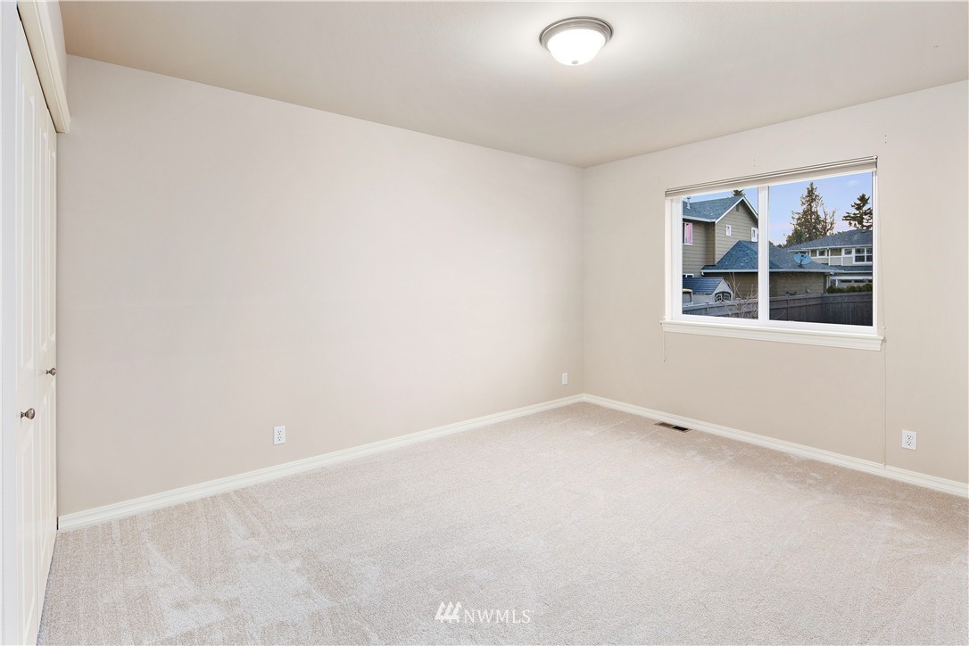4720 Northeast 1st Place Renton, WA 98059 - Photo 30 of 40