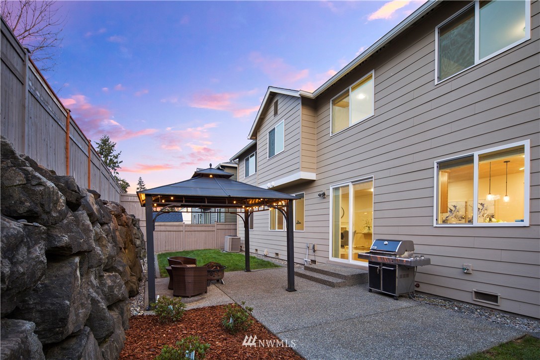 4720 Northeast 1st Place Renton, WA 98059 - Photo 32 of 40