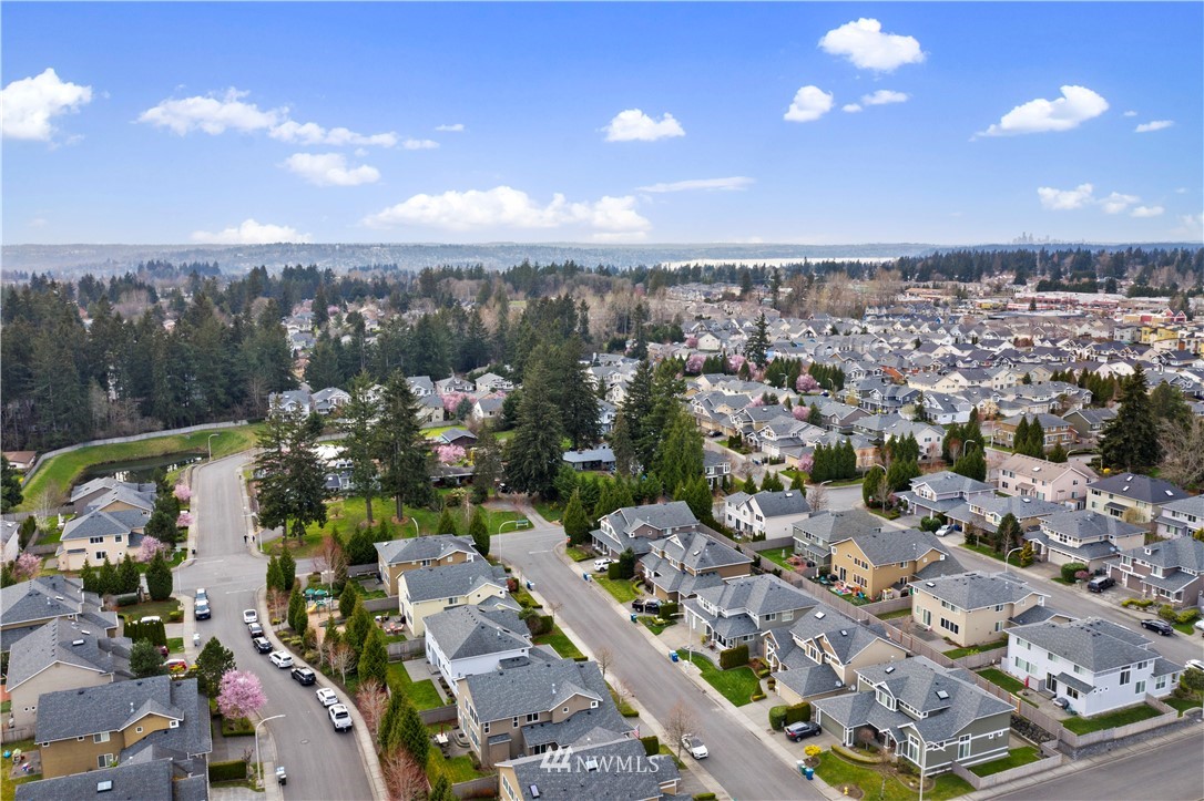 4720 Northeast 1st Place Renton, WA 98059 - Photo 36 of 40