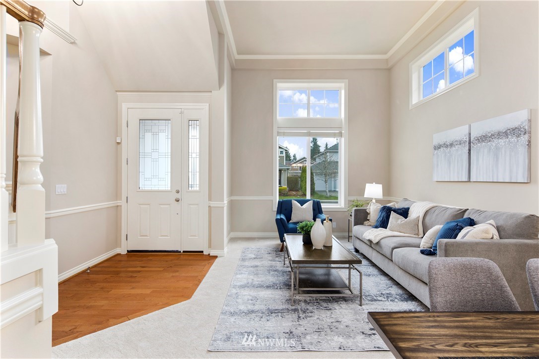 4720 Northeast 1st Place Renton, WA 98059 - Photo 5 of 40