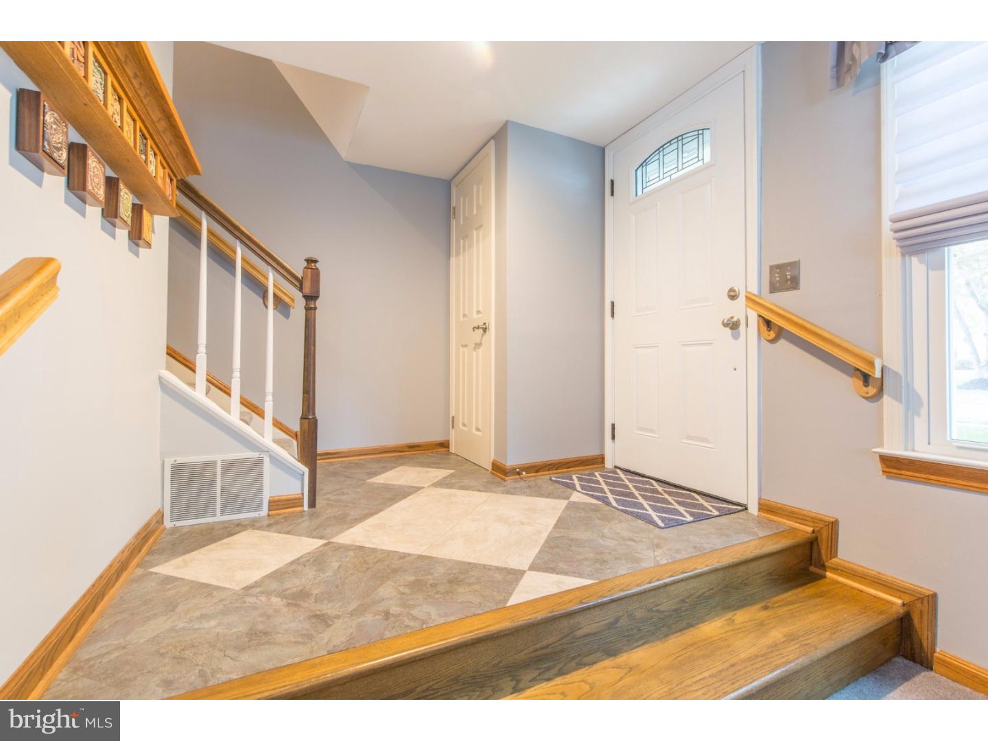 2 Sandy Ridge Drive Doylestown, PA 18901 - Photo 9 of 25 Foyer