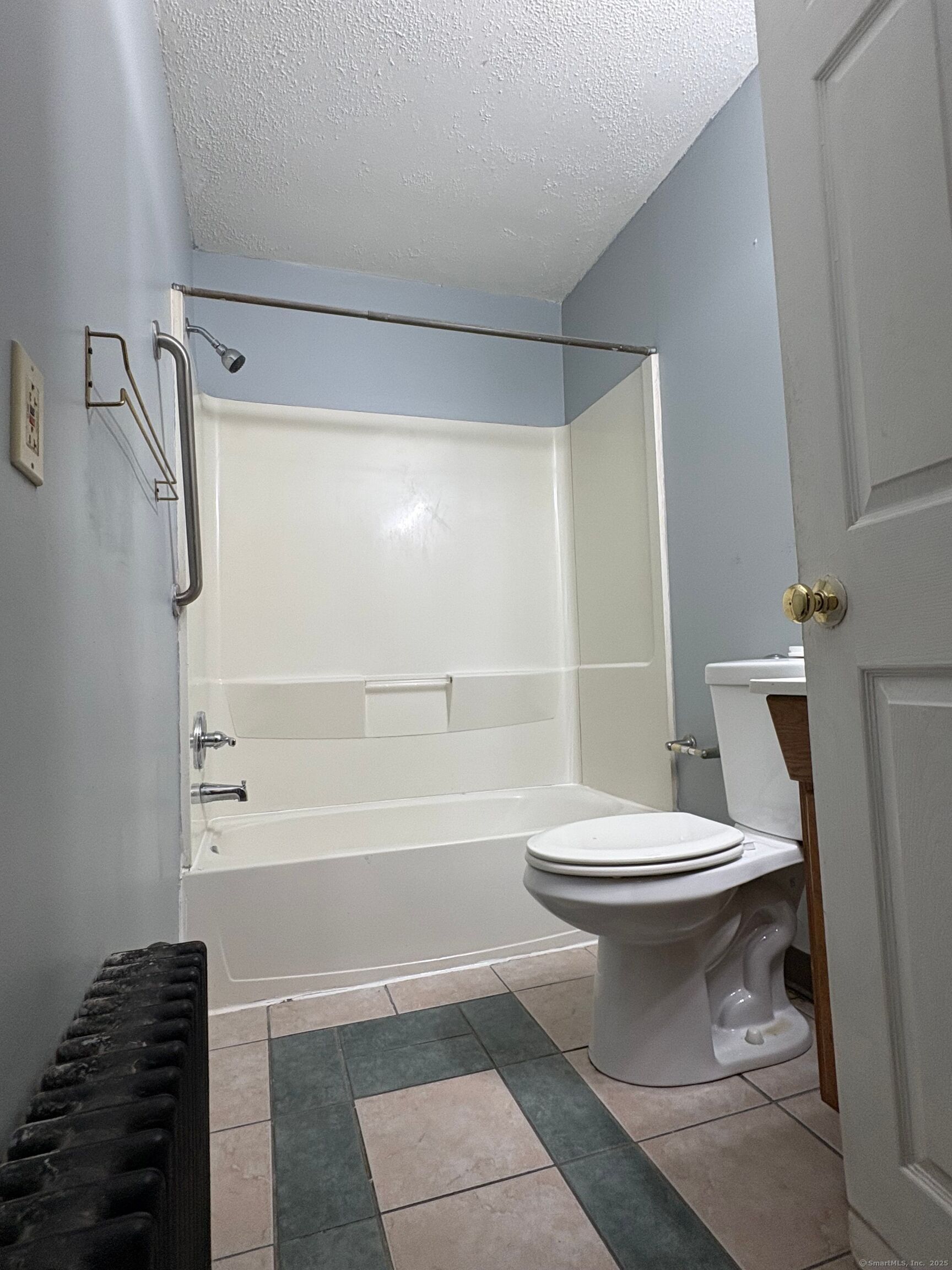 449 Newfield Street, Unit 4 Middletown, CT 06457 - Photo 4 of 11