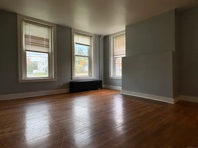 $1,382 | 449 Newfield Street, Unit 4, Middletown, CT 06457