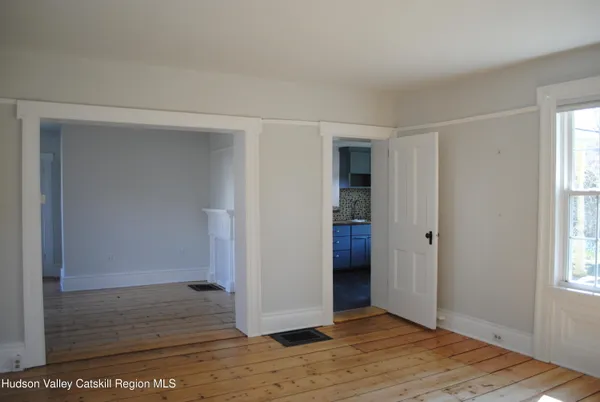 $475,000 | 222 Broadway, Port Ewen, NY 12466