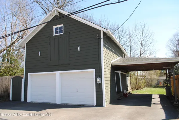 $475,000 | 222 Broadway, Port Ewen, NY 12466