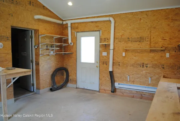 $475,000 | 222 Broadway, Port Ewen, NY 12466