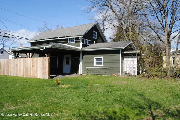 $475,000 | 222 Broadway, Port Ewen, NY 12466