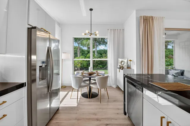 a bathroom with a toilet