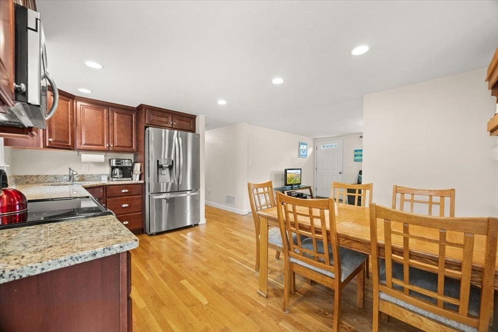 17 East Boundary Road Pembroke, MA 02359 - Photo 6 of 34
