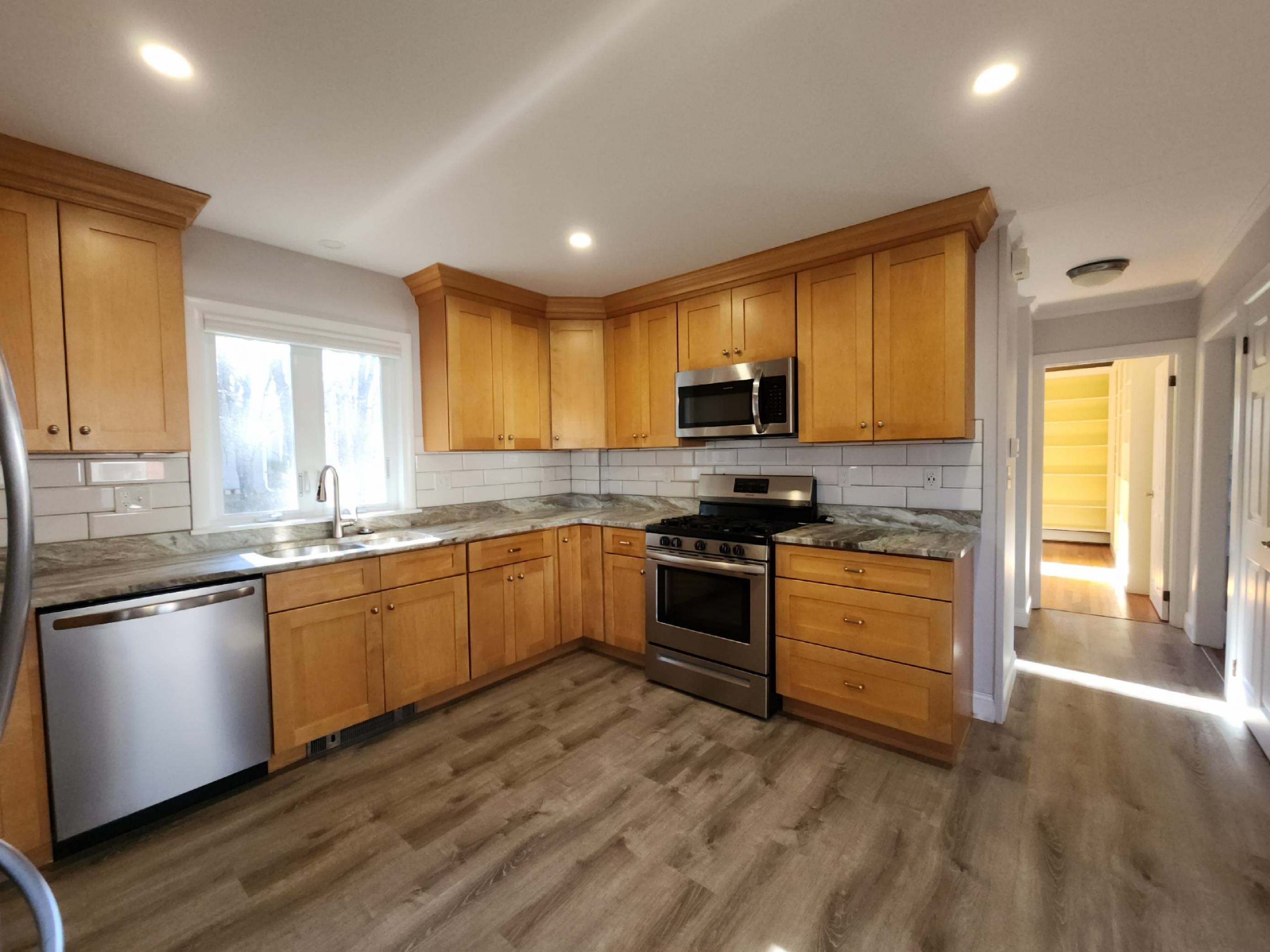 35 Conant Drive Concord, NH 03301 - Photo 13 of 37