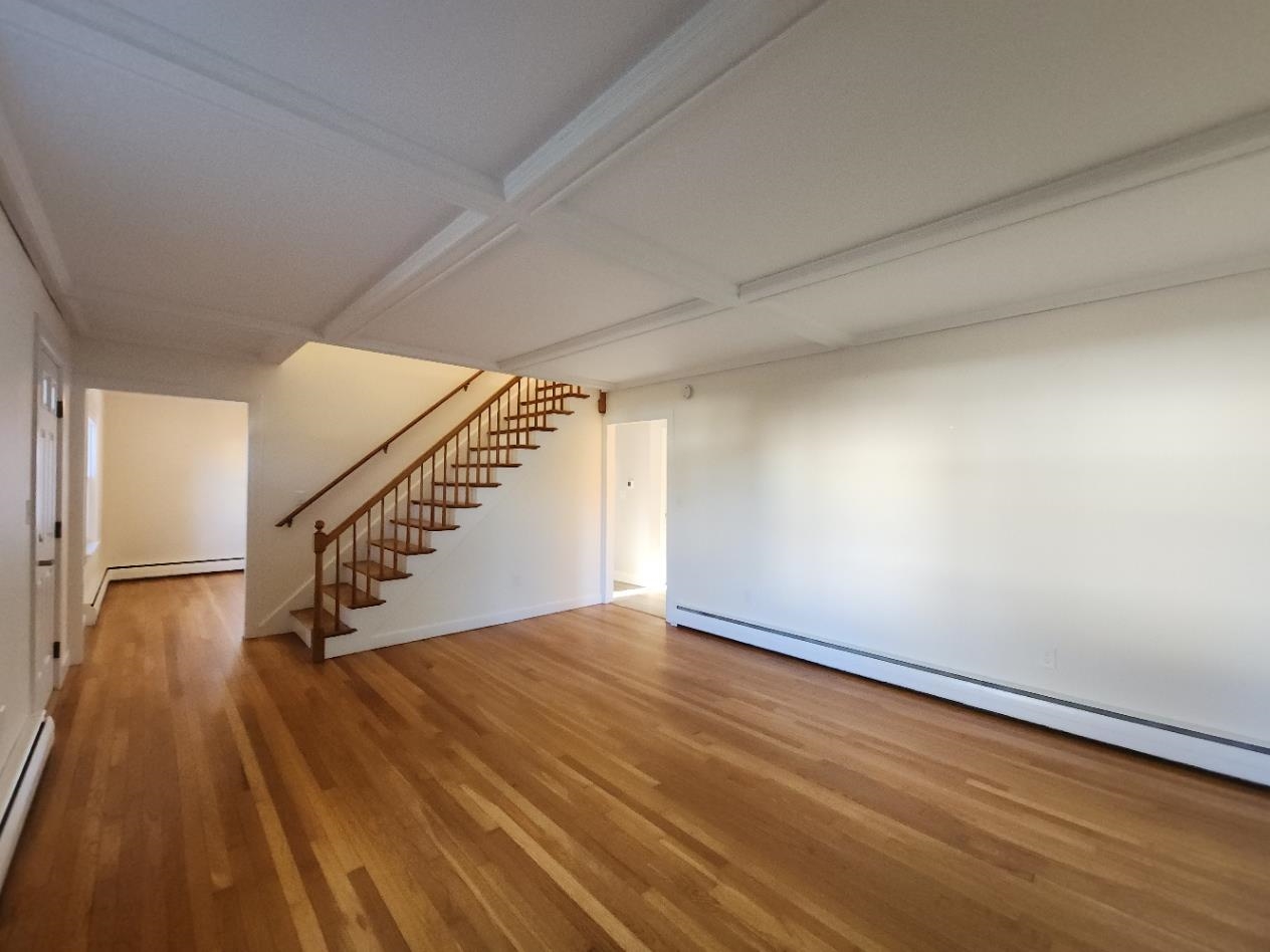 35 Conant Drive Concord, NH 03301 - Photo 4 of 37