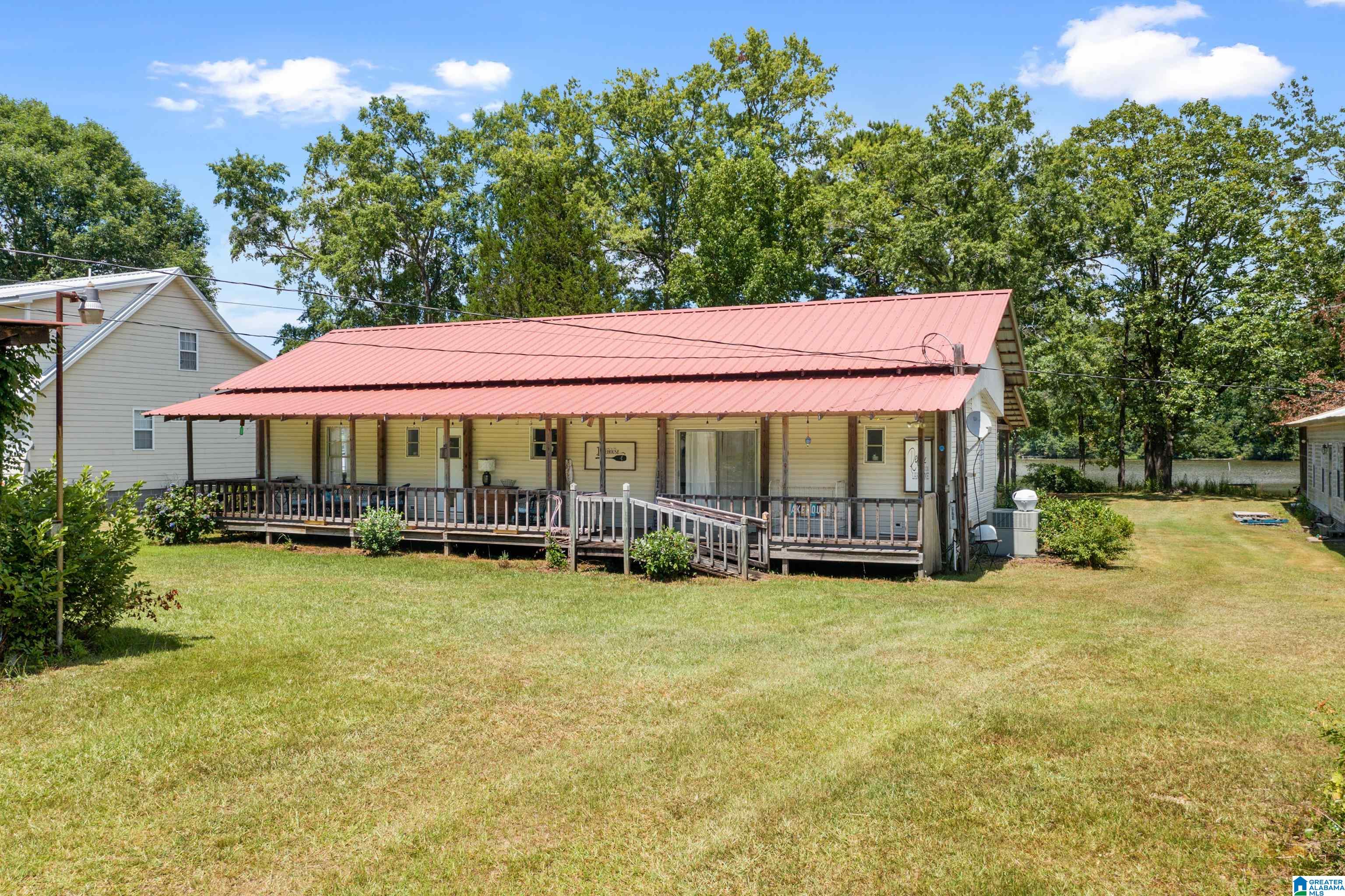 1366 White Oak Road Sylacauga, AL 35151 - Photo 2 of 47